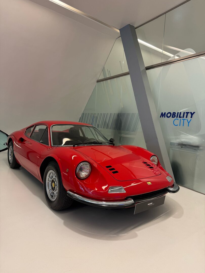 Muestra de Ferrari en Mobility City