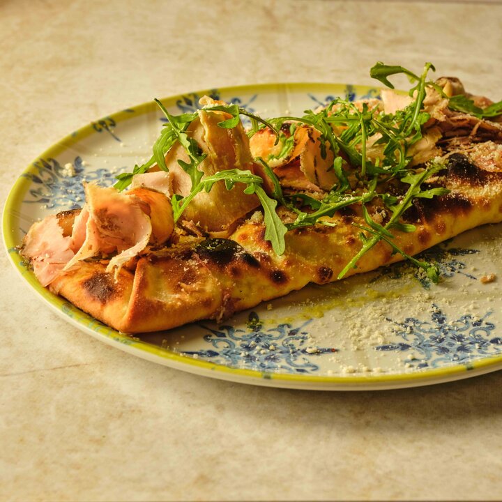 Pizza Pergamino di Porchetta