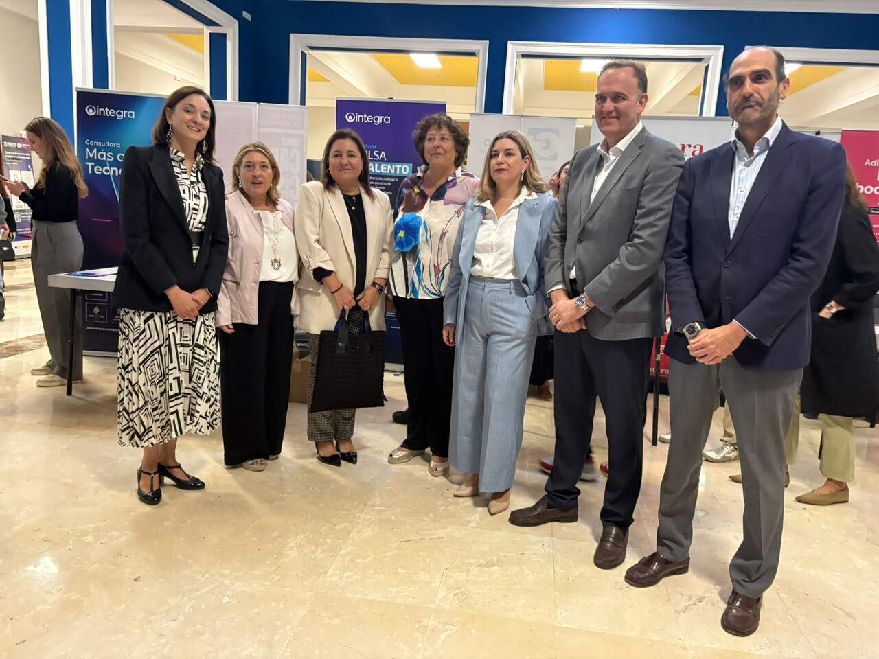Visita de la Consejera de Empleo, Ciencia y Universidades del Gobierno de Aragón es Claudia Pérez Forniés al JobFest