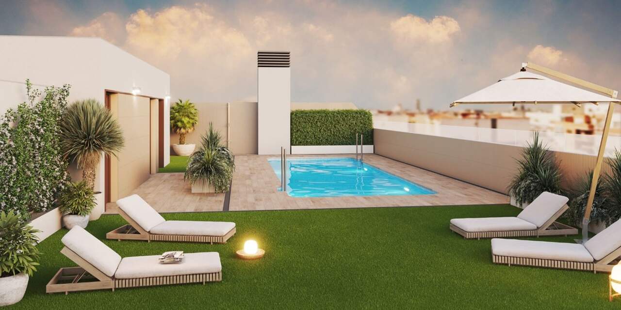 Piscina y solárium en la azotea de Unzeta. / GESTIÓN COMÚN