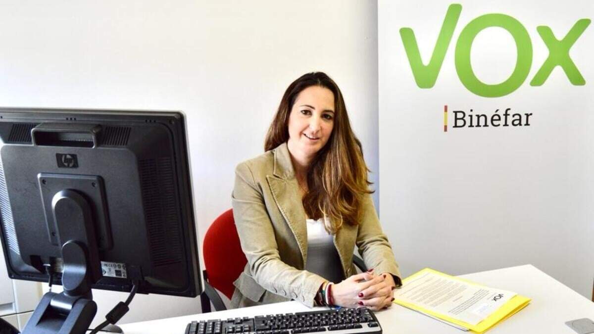 Beatriz Oliván, portavoz de VOX en el Ayto Binéfar / Cedida