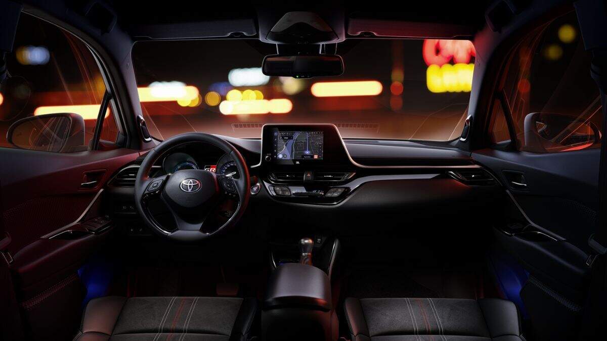 Interior del Toyota C-HR+. / Toyota