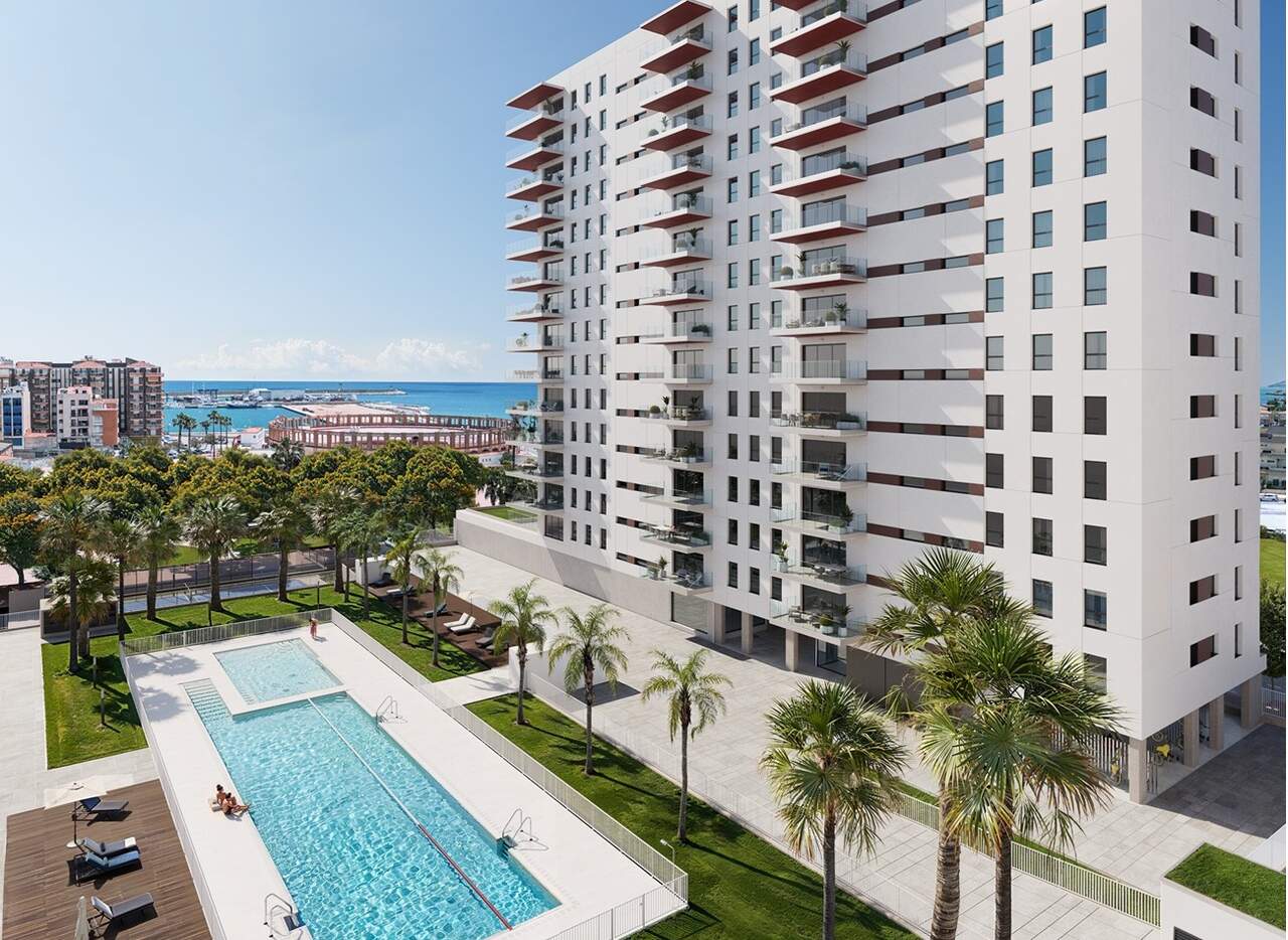 El Edificio Odiseo, en Vinaròs, perfecto para relajarse en pleno Mediterráneo / Brial