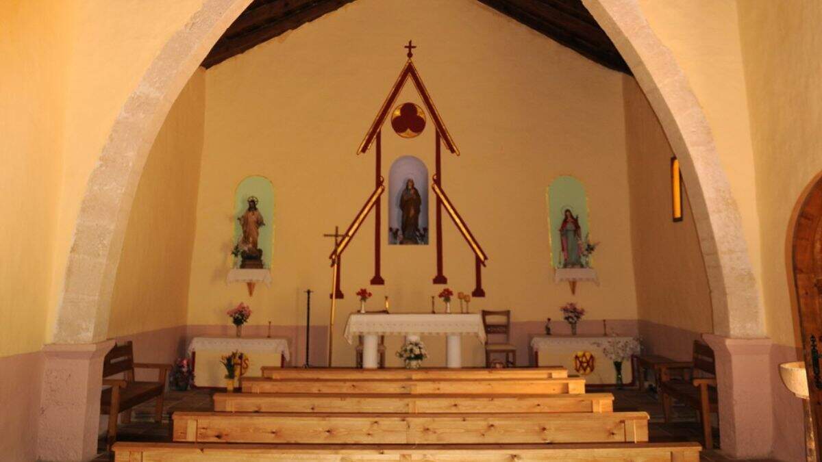 Interior de la Ermita de La Malena, en Las Parras de Castellote. / Catálogo Cultural Bajo Aragón