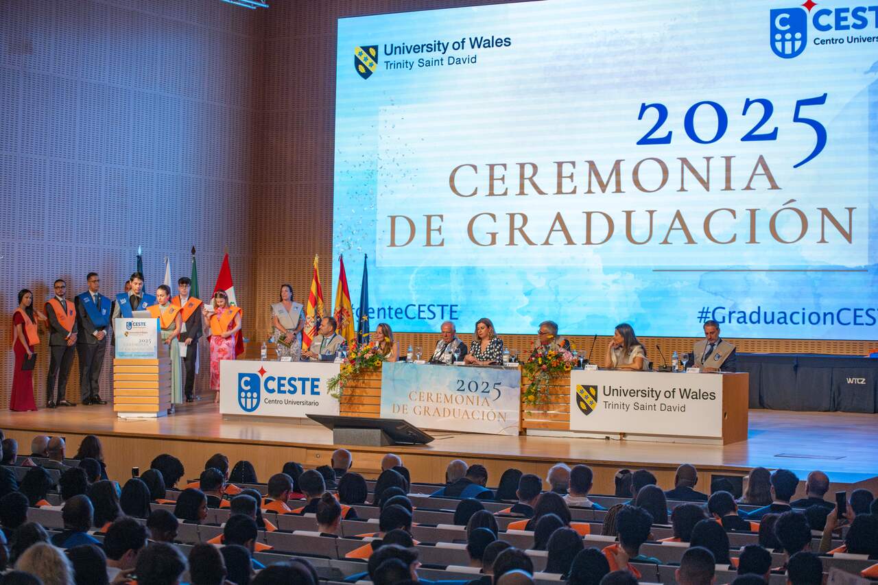 Graduación CESTE