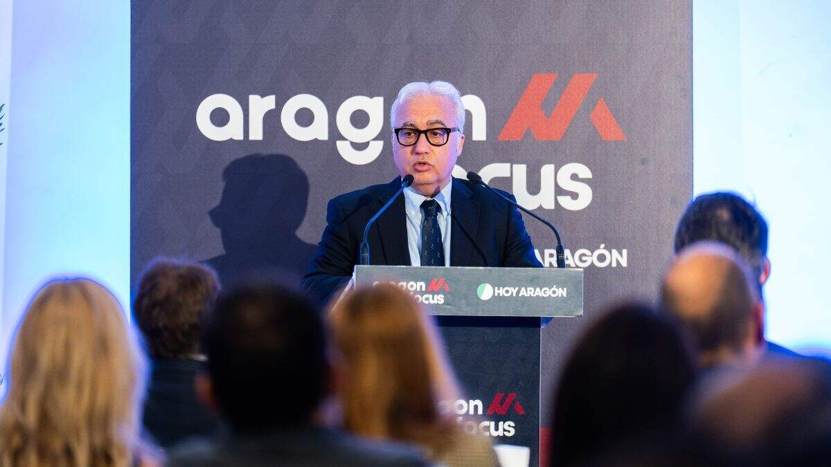 Javier Rincón, consejero de Agricultura de la DGA, en la jornada Aragón Focus sobre agroindustria. / ÁLVARO CALVO